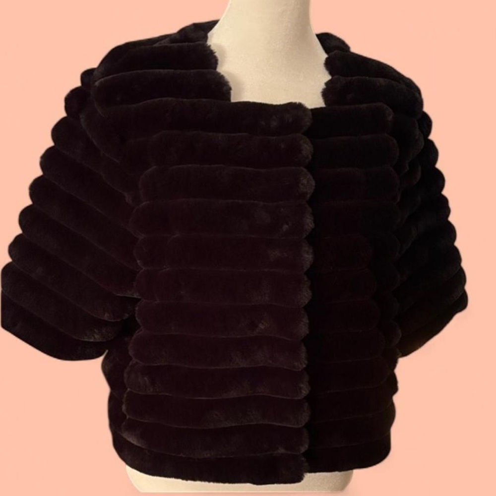 La Fiorentina Black Faux Fur Cropped Jacket | Mob Wife